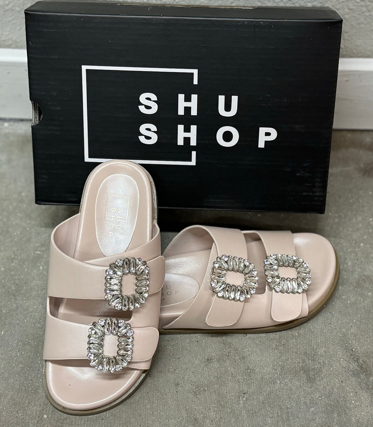 Shu Shop Bridget Champagne