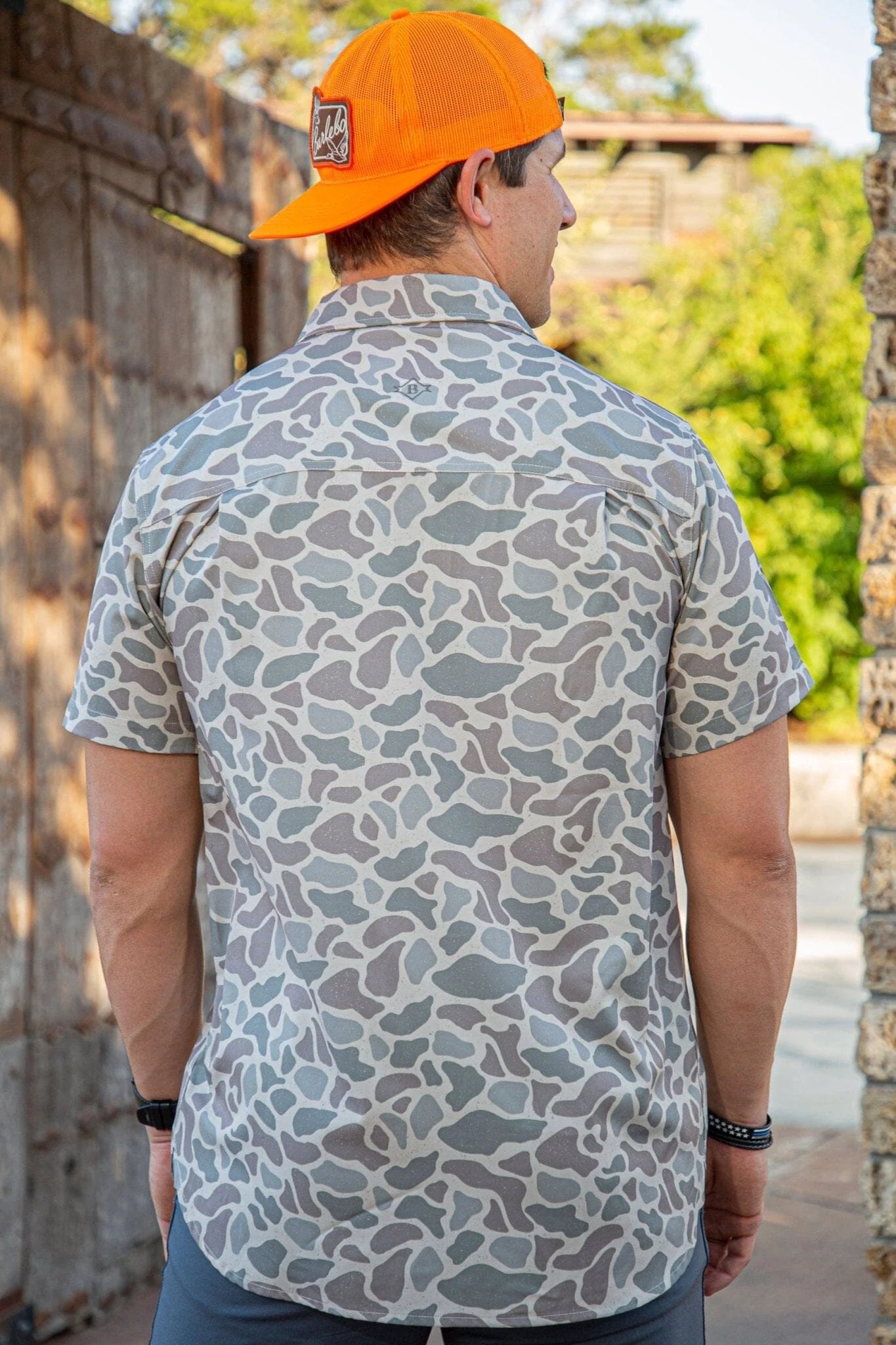 Performance Button Up-Classic Deer Camo