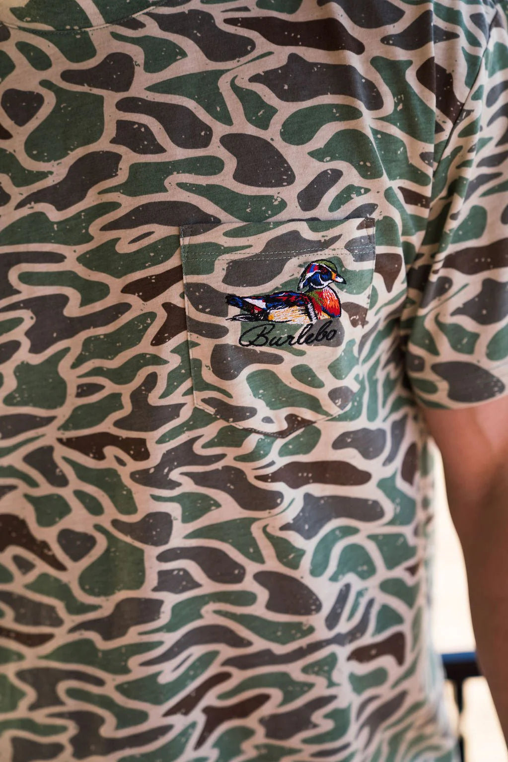 Retro Duck Camo-SS Duck on Water Pocket Tee